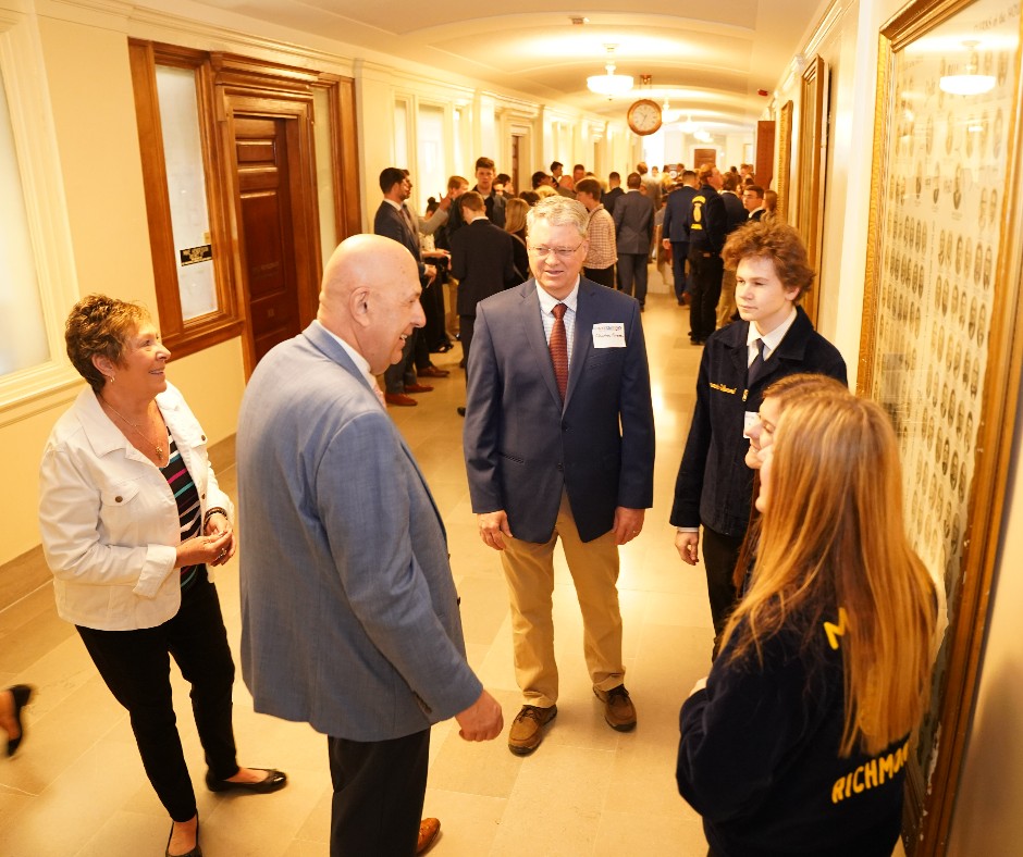 MOFarmBureau's tweet photo. More than 400 high school ag students visited Jefferson City today for MOFB's annual Youth Leadership Day! Students visited w/ their #MOleg representatives + senators before returning to MOFB HQ to hear from @MoAgriculture director Chris Chinn and other MOFB staff! https://t.co/DZ5Ku7kUxZ