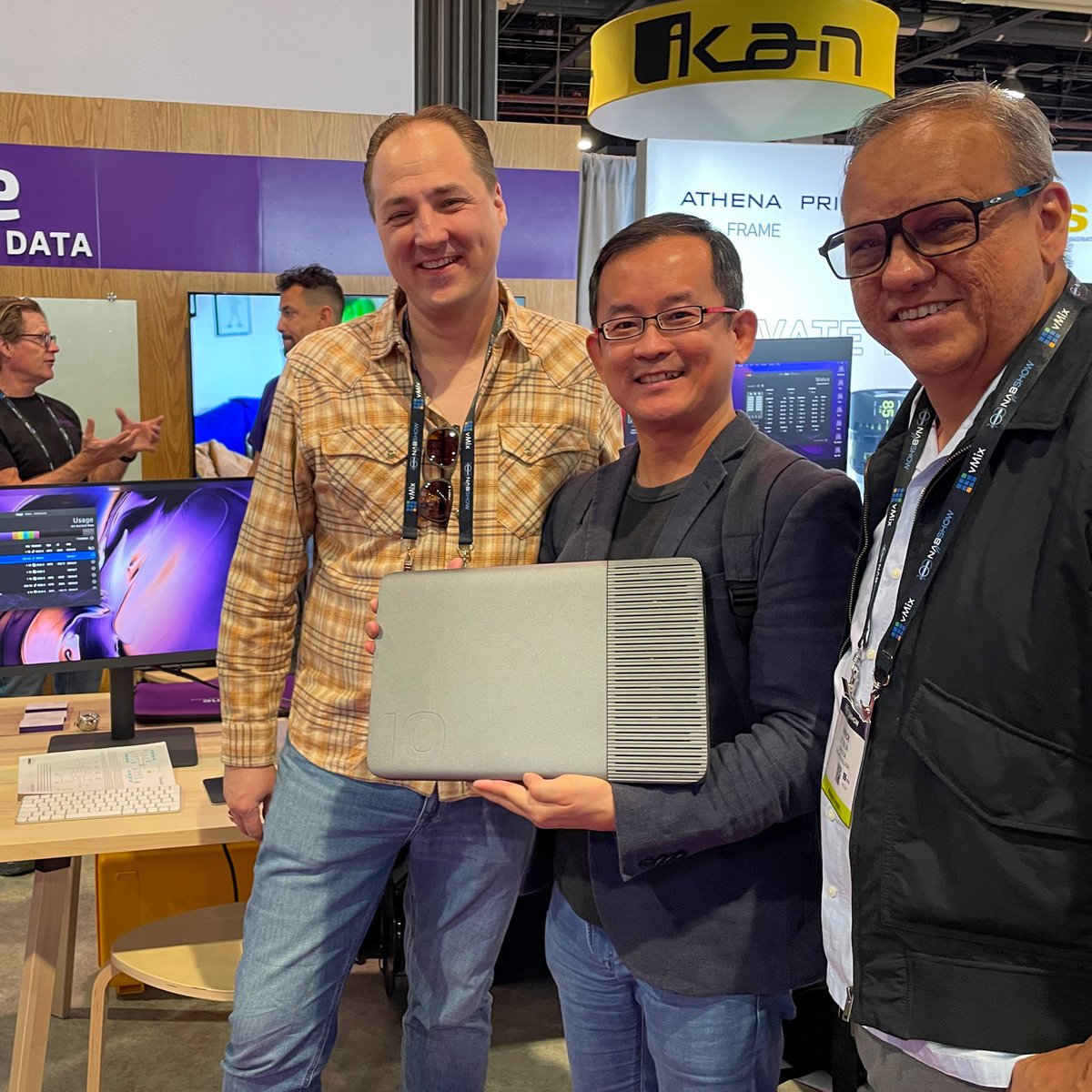 iodynepro's tweet image. Breaking bread with people from across the globe is one of the highlights of @NABShow!

Here, the iodyne team reconnects with our friends from Tokyo-based ASK Corporation (ask-corp.jp) and Singapore’s Media Village (mediav.biz) #ProData #NAB2023