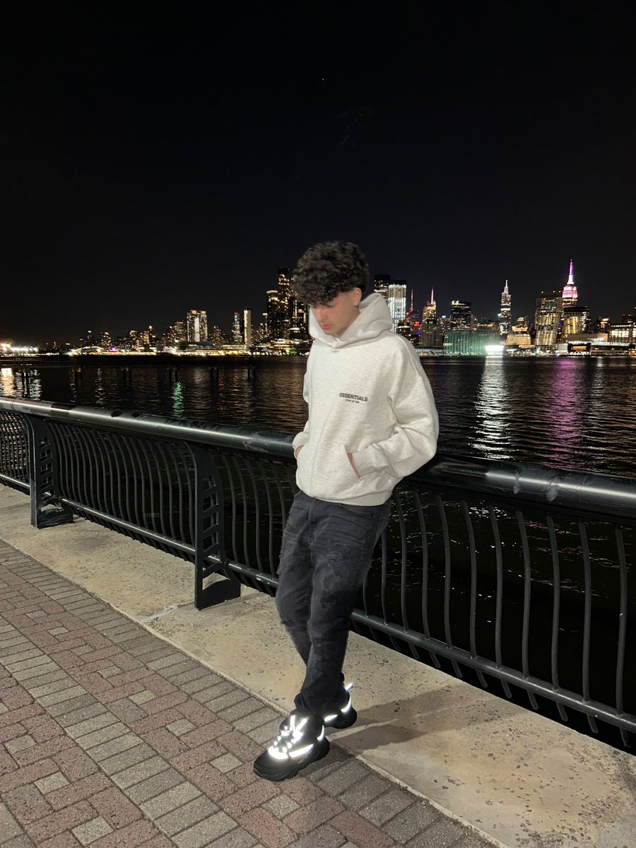qtRenan's tweet photo. 🌃 https://t.co/E8ZK4HB7H9