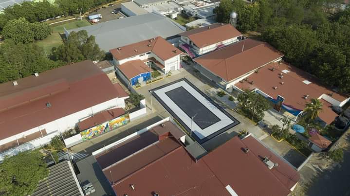 AnielkaMariaCh1's tweet photo. Una vez más vamos por el progreso por la paz por la educación por el amor! Mañana se inaugura otro centro de estudios técnicos 'Centro cultural y politécnico José Coronel Urtecho' quisieron acabar con nuestro sueños, pero no pudieron... #LaPazNuestraVictoria 
@LaZelayita https://t.co/XdaN0aEToP