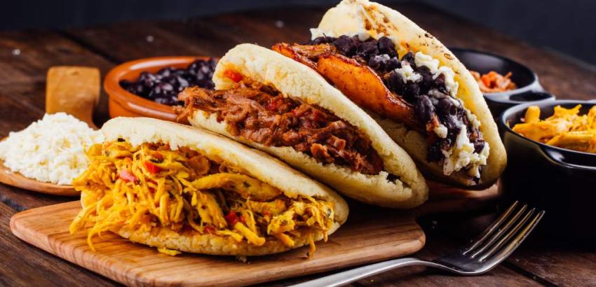 avdgastronomia's tweet photo. Los mejores restaurantes de arepas en Madrid. 
Una selección de la revista internacional 'Excelencias Gourmet'
https://t.co/OkJXz9QaxM
#arepasvenezolanas #arepasenmadrid 
#venezuelaenlamesadelmundo https://t.co/N0o75KChAE