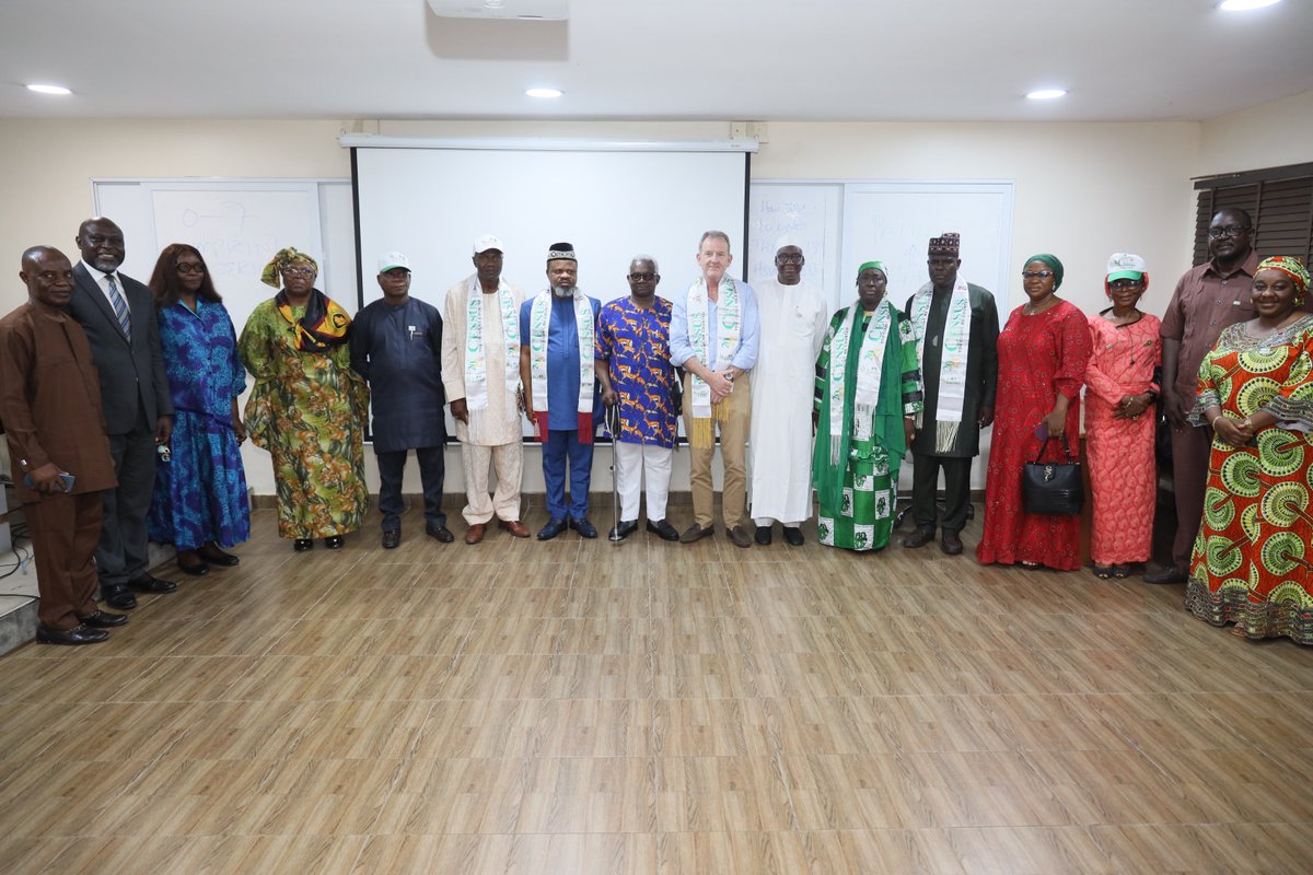 National Population Commission (@natpopcom) on Twitter photo #PhotoNews: The National Census Publicity Committee members led by the DG of <a href="/NOA_Nigeria/">National Orientation Agency, Nigeria</a>, Dr. Garba Abari paid courtesy visits to the Bond FM of Radio Nigeria, Arise News Television, TVContinental and the Nigerian Television Network in Lagos State today – 18th April 2023. #PhotoNews: The National Census Publicity Committee members led by the DG of <a href="/NOA_Nigeria/">National Orientation Agency, Nigeria</a>, Dr. Garba Abari paid courtesy visits to the Bond FM of Radio Nigeria, Arise News Television, TVContinental and the Nigerian Television Network in Lagos State today – 18th April 2023.