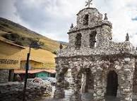 zorroplateado23's tweet image. JUAN FÉLIX SÁNCHEZ.«Yo no hice esto por facha, ni para nada, sino ideas mías para tener una obra aquí.» En San Rafael de Mucuchíes construyó piedra a piedra una hermosa capilla, ícono del turismo religioso en Venezuela. Murió 18/4/1997,Mérida #GuardiaNacional #Ufff #Bogora #Cilia