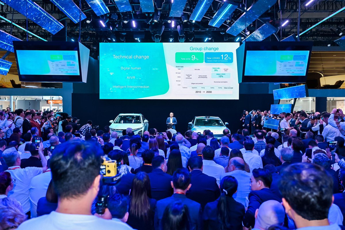 soyelrich's tweet photo. Omoda y Jaecoo debutan como marcas independientes en el 20o Salón Internacional del Automóvil de Shanghái 2023. @omodamexico https://t.co/pVPG1vaB2G