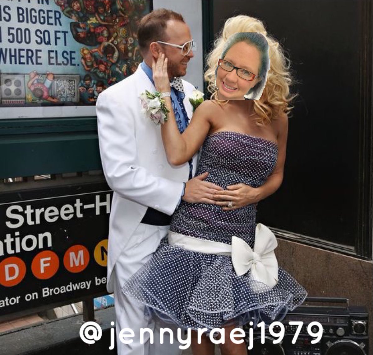 jennyraej1979's tweet photo. Now this is silly, but what if I had a #BlockConProm pic like this @DonnieWahlberg https://t.co/vzCQrEIigm