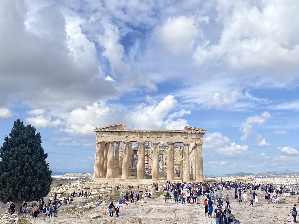 FHill_Classics's tweet photo. Classics Tour day 2! Happy birthday, Sophie!
#Acropolis #Delphi #cake! https://t.co/lRW7XpPmpq