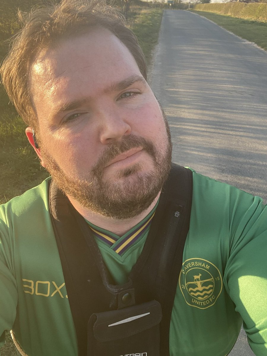 ZiggySmith6684's tweet photo. @CavershamUnited @CavershamUtdWFC @hgsportswear @footballkitbox @PhantomBrewCo @lobodecrin #GlobalGoats Caversham In Yorkshire https://t.co/C3IDpeh1bu