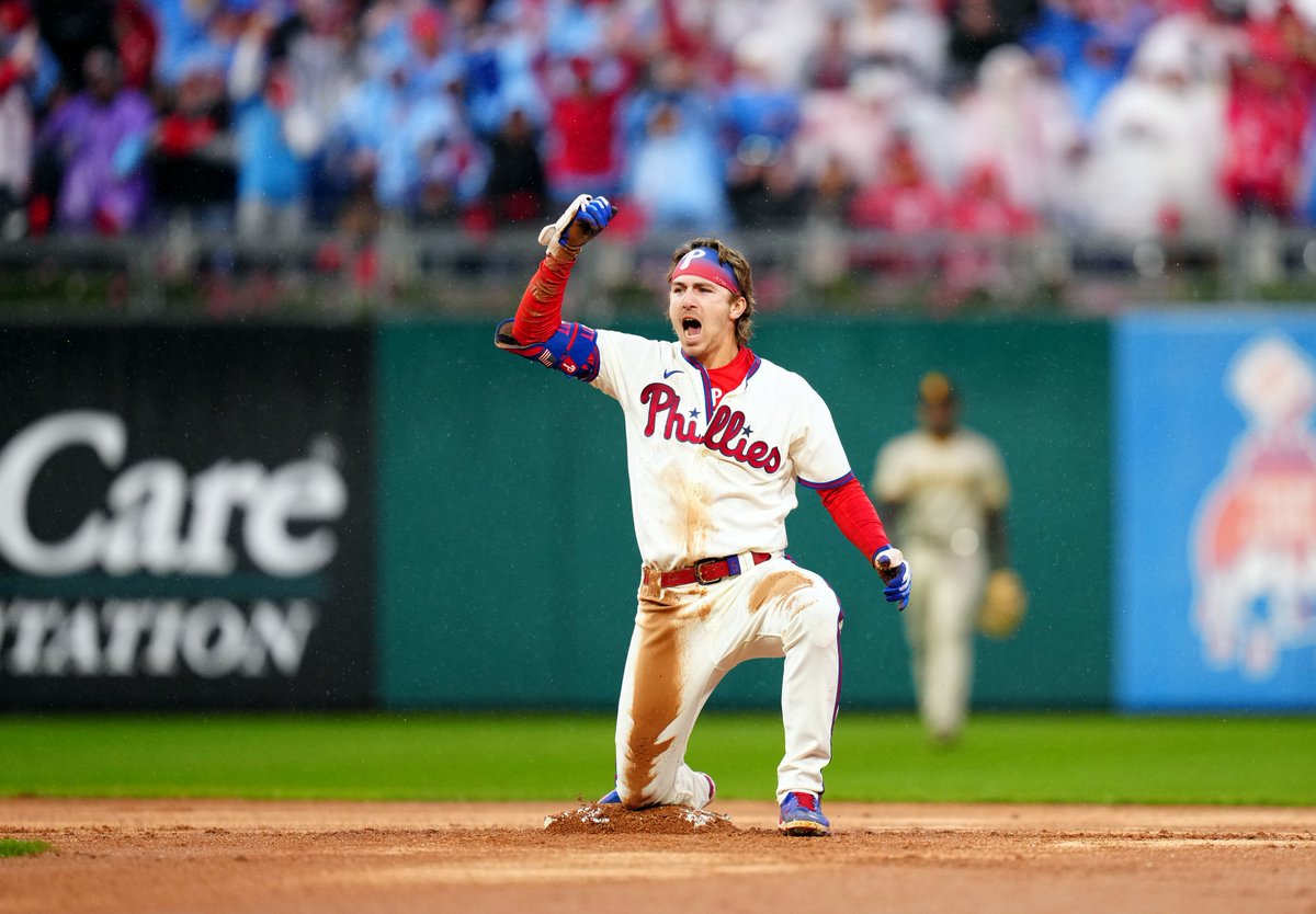 MLBNetwork's tweet photo. Bryson Stott.

The @Phillies infielder just broke a franchise record by hitting safely in the team's first 17 games of the season. https://t.co/PJwlX51UKJ