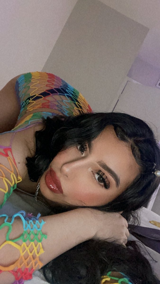 TheRealYellaG's tweet photo. Would you fuck me ? https://t.co/Om32zDZf4E