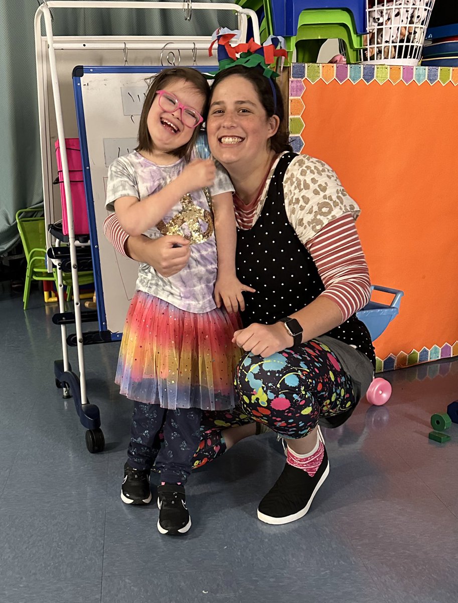 jedwardsAC's tweet photo. We loved getting to wear silly outfits and mismatched shoes for Wacky Tacky Day 🤪 Career/Spirit Week is so much fun!!! @rhandrewselem https://t.co/AhROVqqheb
