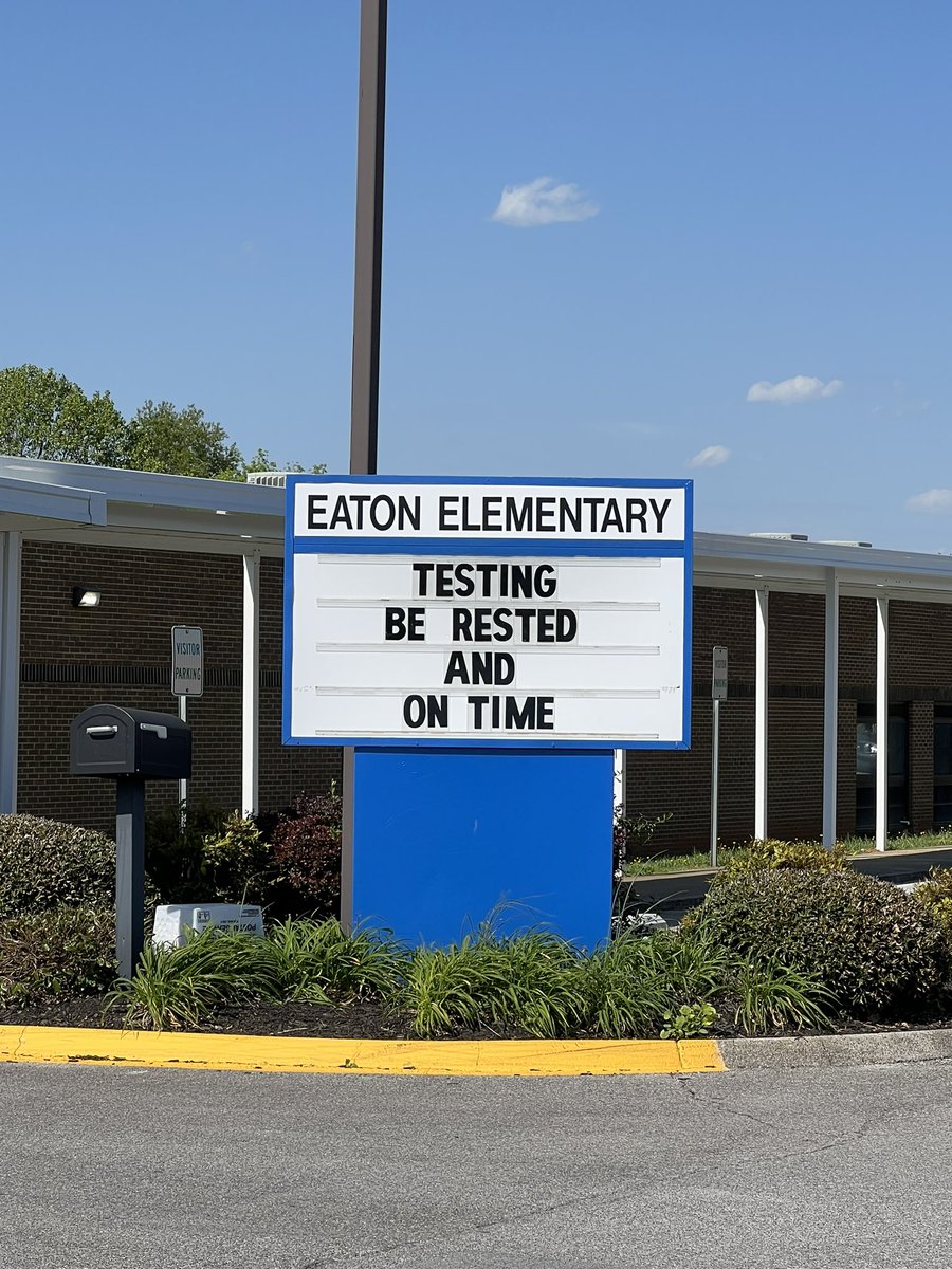 AlanRamos37774's tweet image. State testing continues tomorrow! Good advice @EatonElementary! Get some rest, arrive on time, and please make sure to stay in school all day. @loudoncountysch #LoudonCounty #TuesdayTips #TNTCAP