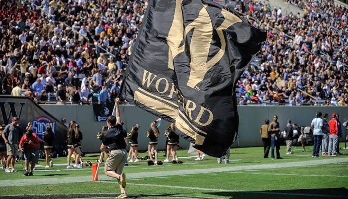 Brent Washington (@brentwasington) on Twitter photo Blessed to receive an offer from university of Wofford!! <a href="/CoachAWarwick/">Coach Andrew Warwick</a> <a href="/CoachJesseLynch/">Jesse Lynch</a> <a href="/RockmartJackets/">Rockmart Football</a> <a href="/CoachAClark/">Andre Clark, Ed.S</a> <a href="/futbul11/">Biff Parson</a> Blessed to receive an offer from university of Wofford!! <a href="/CoachAWarwick/">Coach Andrew Warwick</a> <a href="/CoachJesseLynch/">Jesse Lynch</a> <a href="/RockmartJackets/">Rockmart Football</a> <a href="/CoachAClark/">Andre Clark, Ed.S</a> <a href="/futbul11/">Biff Parson</a>