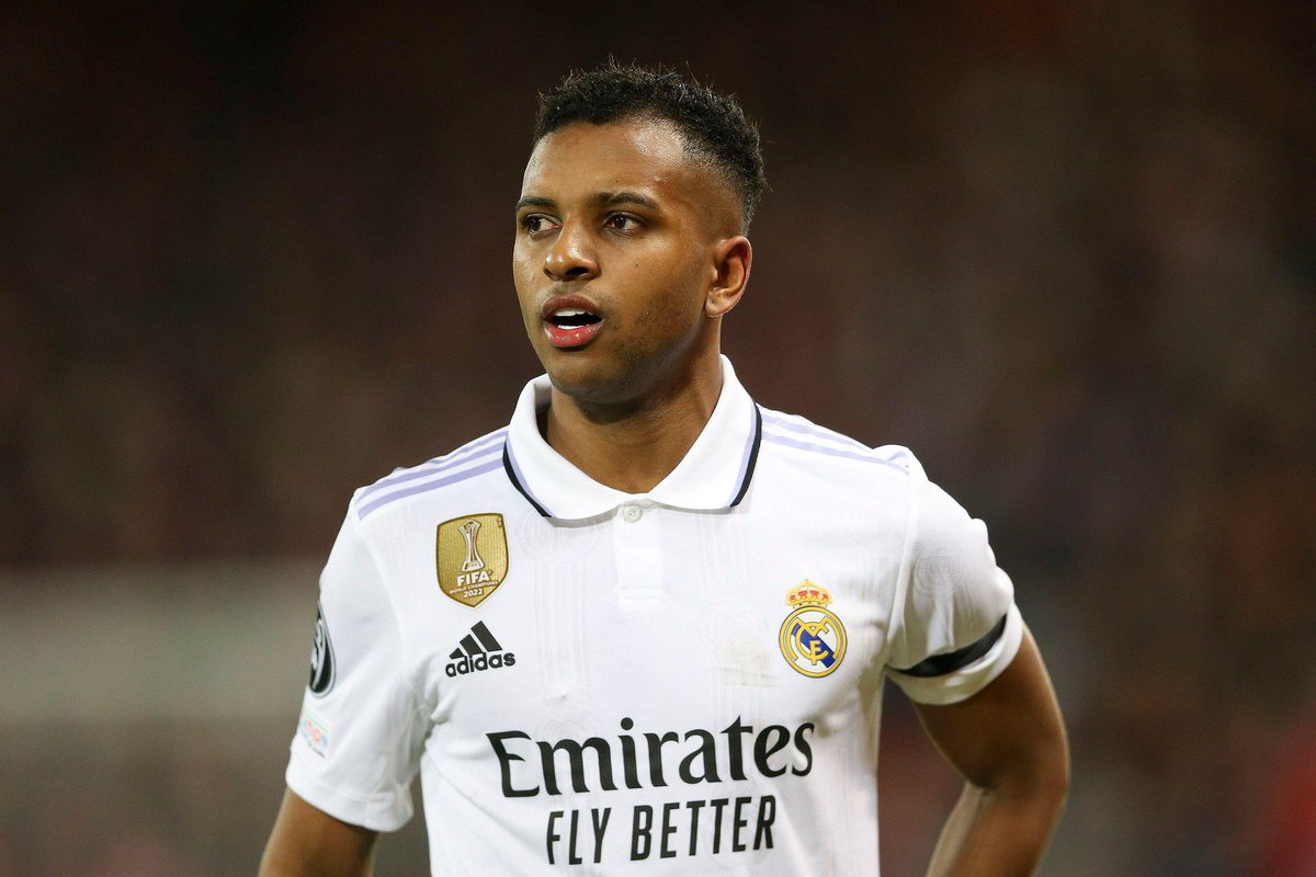 Rodrygo in all competitions this season:

Games: 46
Minutes: 3,020
Goals: 12
Assists: 10
Goal/assist every: 137 mins