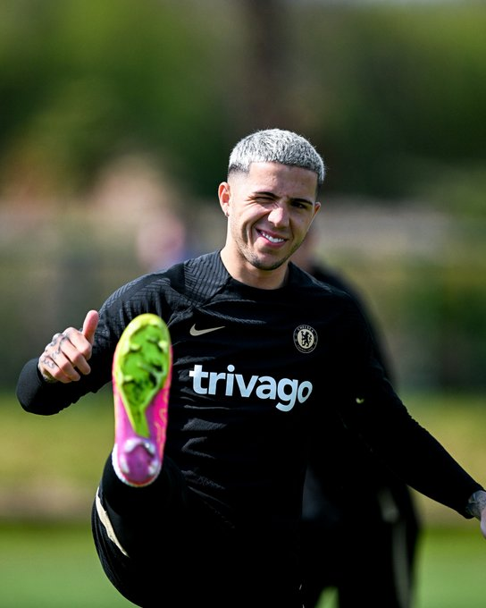OFuraRedes's tweet photo. Para o ano há mais Champions, Enzo...
Oh, espera! Pois... https://t.co/iLL2j5dXq4