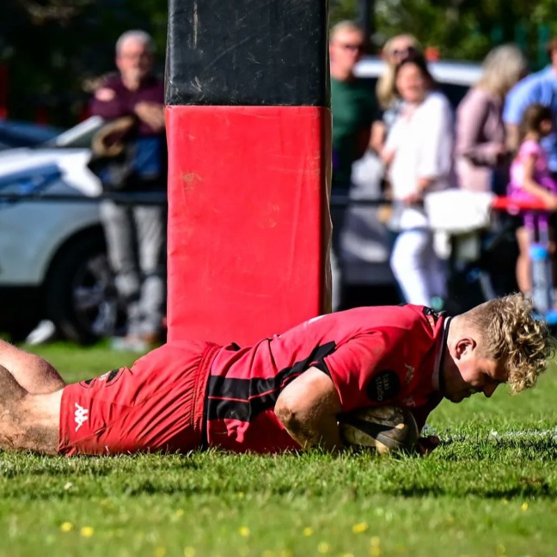 BristolBears's tweet photo. 🎩 @TomWilstead hat-trick for @DingsCrusaders 

🔴 Harvey and Halliwell strike for @OldRedsRFC 

🏴󠁧󠁢󠁳󠁣󠁴󠁿 Debut try for @RhysChara_ in @LSFCOfficial win

🇯🇪 Dun &amp; Powell feature as @JerseyRedsRugby set up title decider

Check out our round-up of dual-reg/loan action 👇