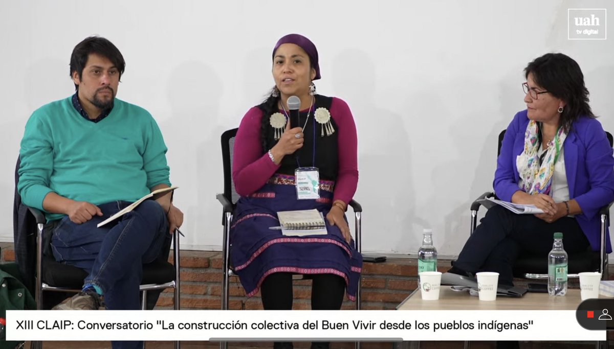 uahurtado's tweet photo. 💬 “Siento que como sociedad estamos en un regreso que nos permite nuevamente encarar los procesos colectivos desde el buen vivir, desde la conciencia, conectando nuevamente nuestro espíritu y ser,” Suyai Neculqueo Quintrile, Loft Kontue. 

Conéctate 📲 https://t.co/vr8wgqe6gB https://t.co/dk0ldoEovh