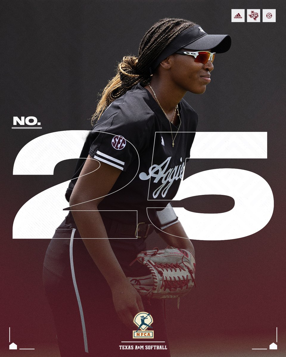 AggieSoftball's tweet photo. Still here 👍 #GigEm https://t.co/6DEZG6POMc