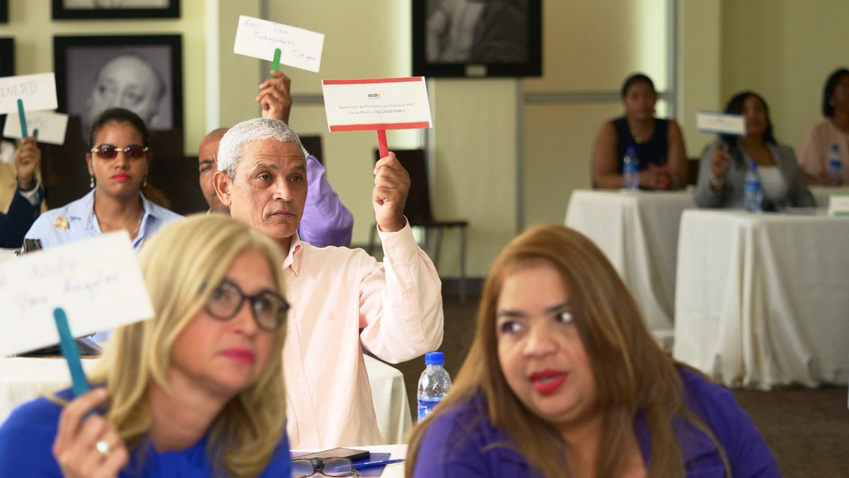 MinpreRD's tweet image. ¡Enhorabuena! 👏 La Asamblea General Extraordinaria del Directorio Nacional del #CONADIS fue todo un éxito.

Durante la sesión, se llevaron a cabo las elecciones de los nuevos miembros del Comité Ejecutivo Nacional para el periodo 2023-2025.