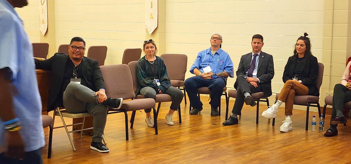AsmChrisWard's tweet photo. Last week, I visited San Quentin State Prison to learn about the ACT program, which helps #LGBTQ+ prisoners gain acceptance behind bars and reacclimate to society after they serve out their sentences. Thanks to @SmartJusticeCA for highlighting this vital resource. @calgbt https://t.co/kEvNiAXjuw