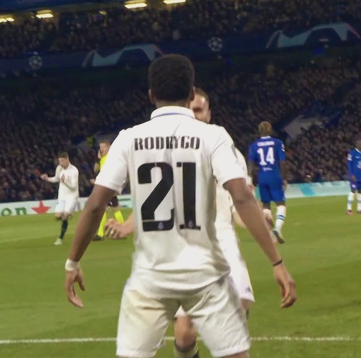 EuroFoot on Twitter: "????⚪️ Goal for Real Madrid. Rodrygo is the scorer and drops the 'SIU' celebration! https://t.co/K8iBqaclCC" / Twitter