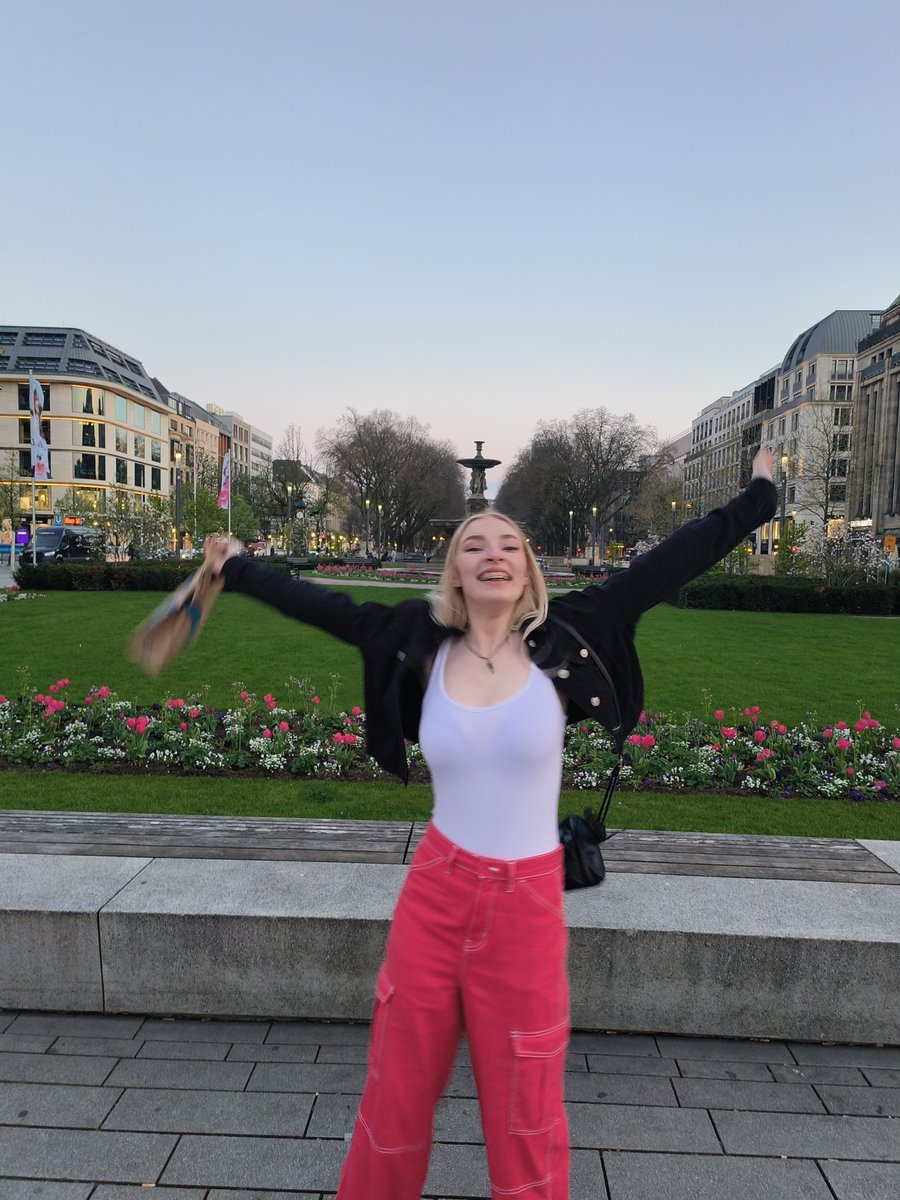 adam_phillips4's tweet image. Fun day, these students are amazing people and I am so proud of them for taking this trip on, and being fully open to  the culture and college life. 
#erasmus23 #changinglifes #Germany