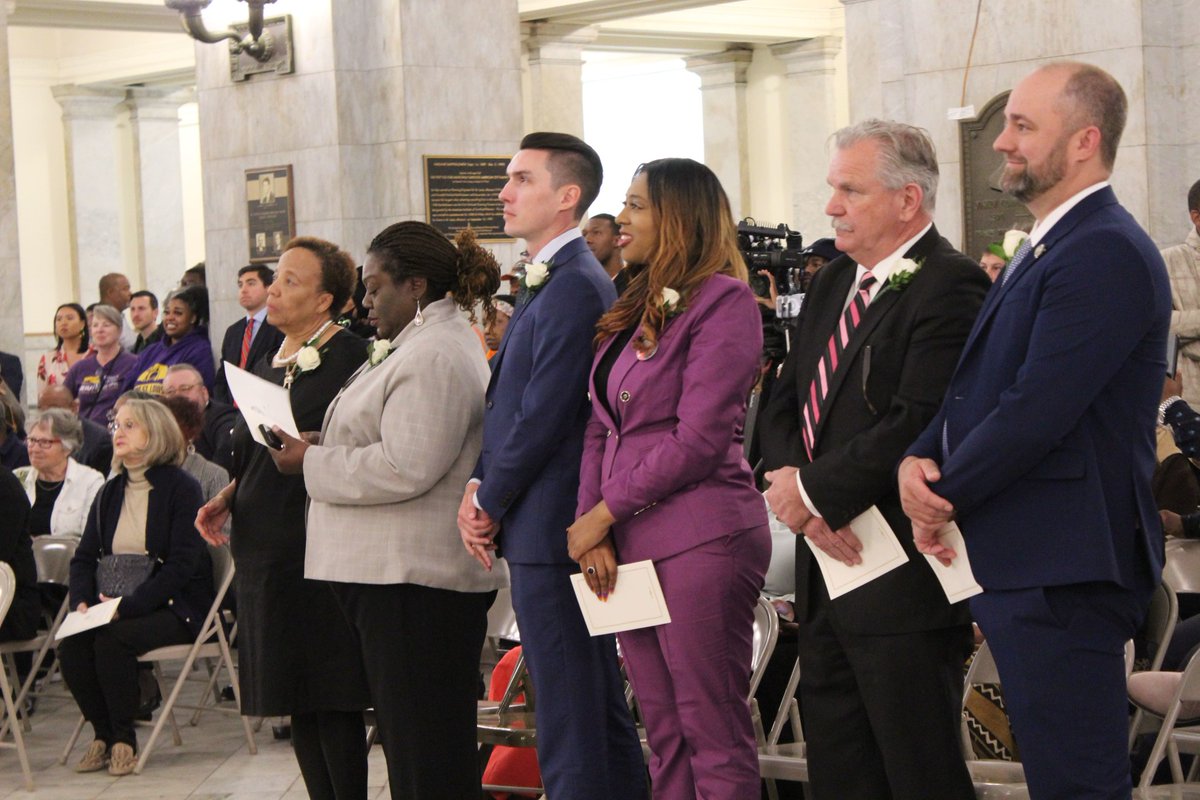 mo_political's tweet photo. Welcome to your first official day on the Board of Aldermen, Alderman @mbinfpse and Alderwoman @lishaliberty! And welcome back Alderman @stl4ward! Happy Inauguration Day, St. Louis.
#PoweredByMOPolitical #WeDoTheWork https://t.co/WfzZxvCWKS