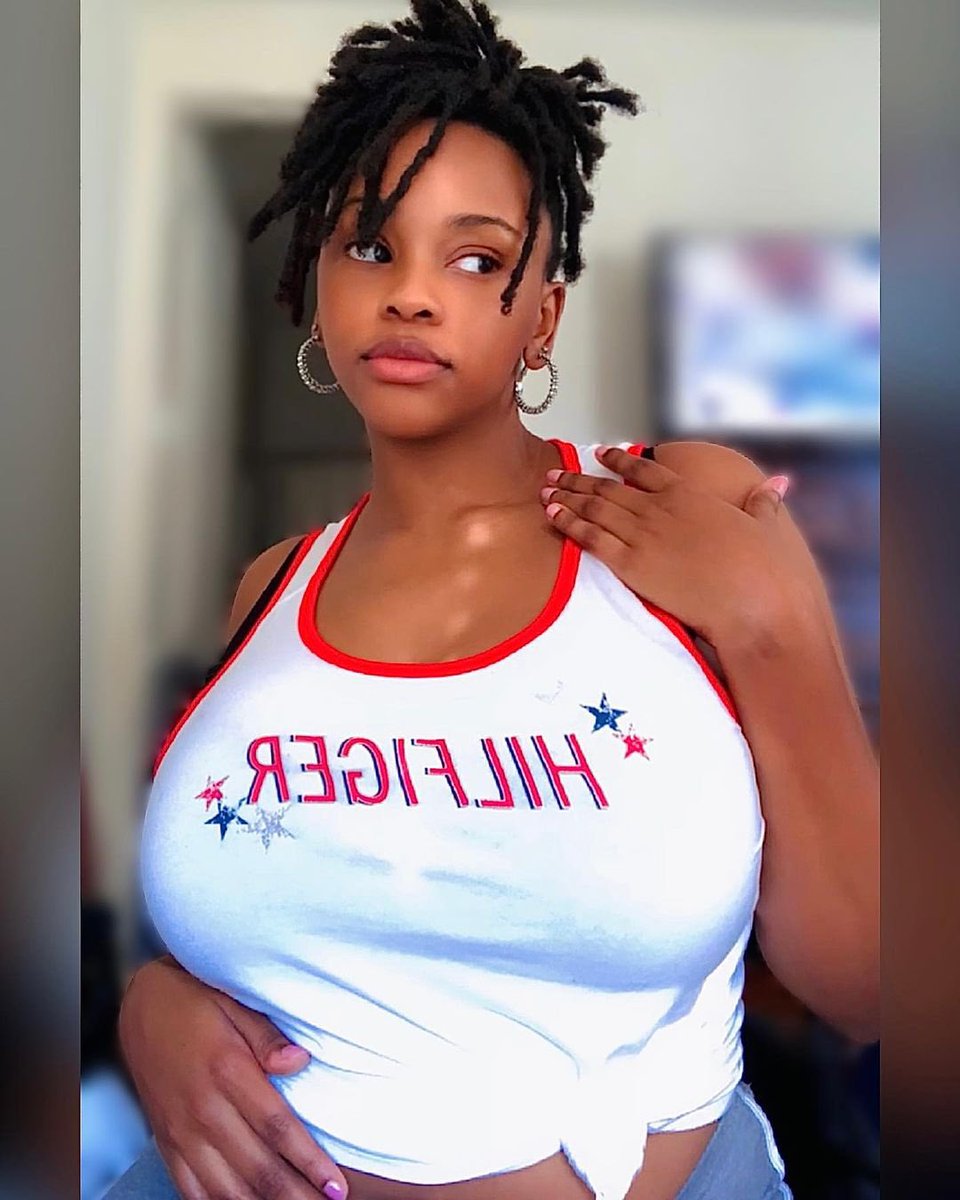 18_locs's tweet photo. Happy Texture Tuesday ( IG:solelylocs 😍)
.
•
•
#locs #locinspo #locstyle #locstyles #locjourney #locstylesforwomen #explorepage #fyp #blackwomen #locs_18 #locs_18_pic #locs_18texturetuesday https://t.co/MCIlC5mBRi