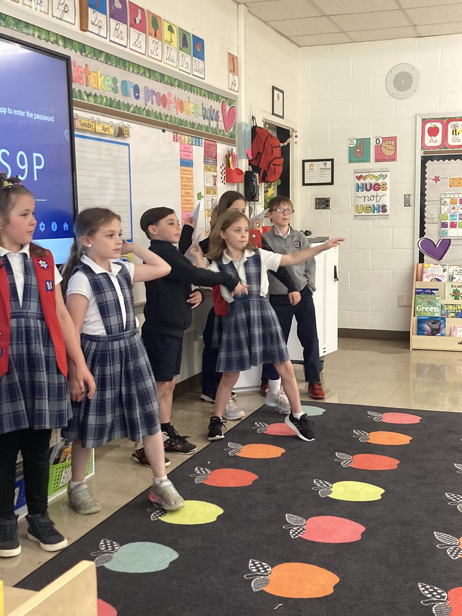 MrsBarlowSTJ's tweet photo. Today, our ABC Countdown officially began! A is for Airplanes ✈️ We made paper airplanes &amp; tested them out to see whose flew the furthest. Maisie and Carter were the champs 🏆 https://t.co/2tOhibeK5x