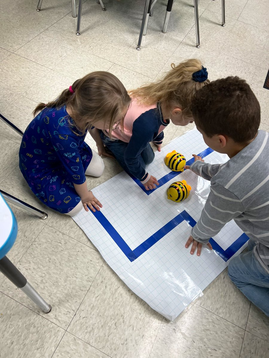 starrsteam's tweet photo. Starr students are having so much fun learning to code with Bee-Bot. A big thank you to @OSF4Kids for providing this awesome learning opportunity! @StarrBulldogs @OSLN #STEAM  #OCSsuccess https://t.co/fXQh82SiNl