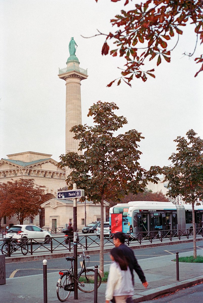 MarmaTheGhost's tweet photo. #nation #architecture #streetphotography #france #jupiterlens #filmphotography #expiredfilm #paris #35mm #35mmphotography #analog #vintagecamera #vintagecanon #argentique #santa100 #santacolor100 #ishootfilm #staybrokeshootfilm #buyfilmnotmegapixels #analogphotography #filmis... https://t.co/rNjfZKjAz3