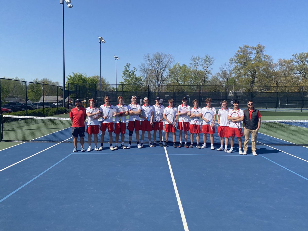 khspioneers's tweet photo. Congrats to these Senior Tennis players and thank you to all of them and their families for their continued support of the Tennis program! https://t.co/Rc5pxkyMNC
