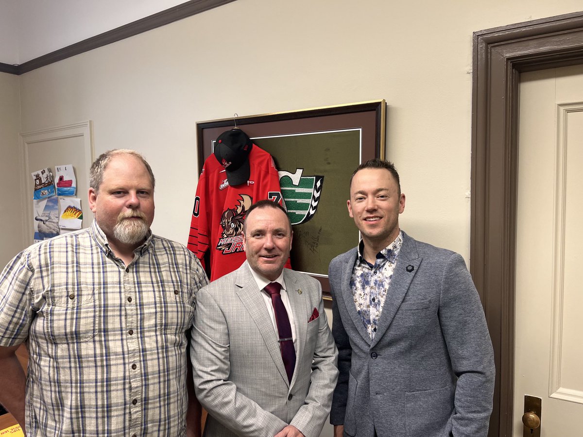 Great meeting with ⁦<a href="/CPC_HQ/">Conservative Party</a>⁩ Member of Parliament Fraser Tolmie today. Nice to catch up and have meaningful conversations about #bailreform
