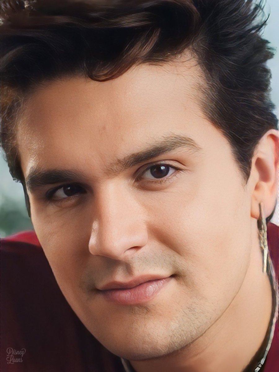 disneyluans's tweet photo. luan é muito lindo, sério olha esse rostinho 🥺❤️ https://t.co/j2K59iGaPN