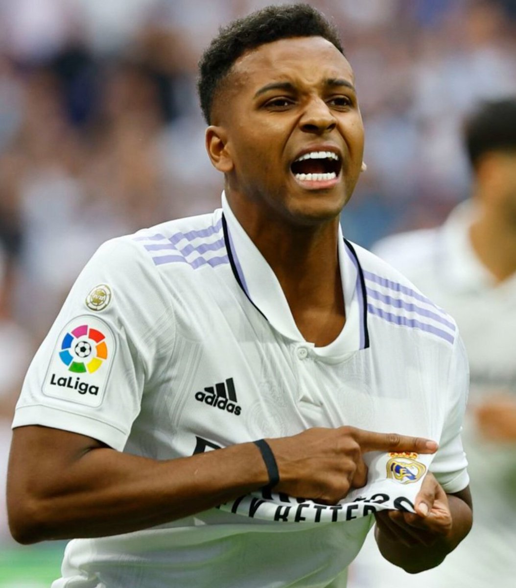 frangarr26's tweet photo. RODRYGO;
No hace ruido, no es el más mediático, aprovecha los minutos de titular o desde el banquillo,
Tiene gol, tiene desborde, tiene un talento descomunal, juega por las 3 zonas del ataque.....
FUTBOLISTA ESPECTACULAR. https://t.co/uhIeACDmEX