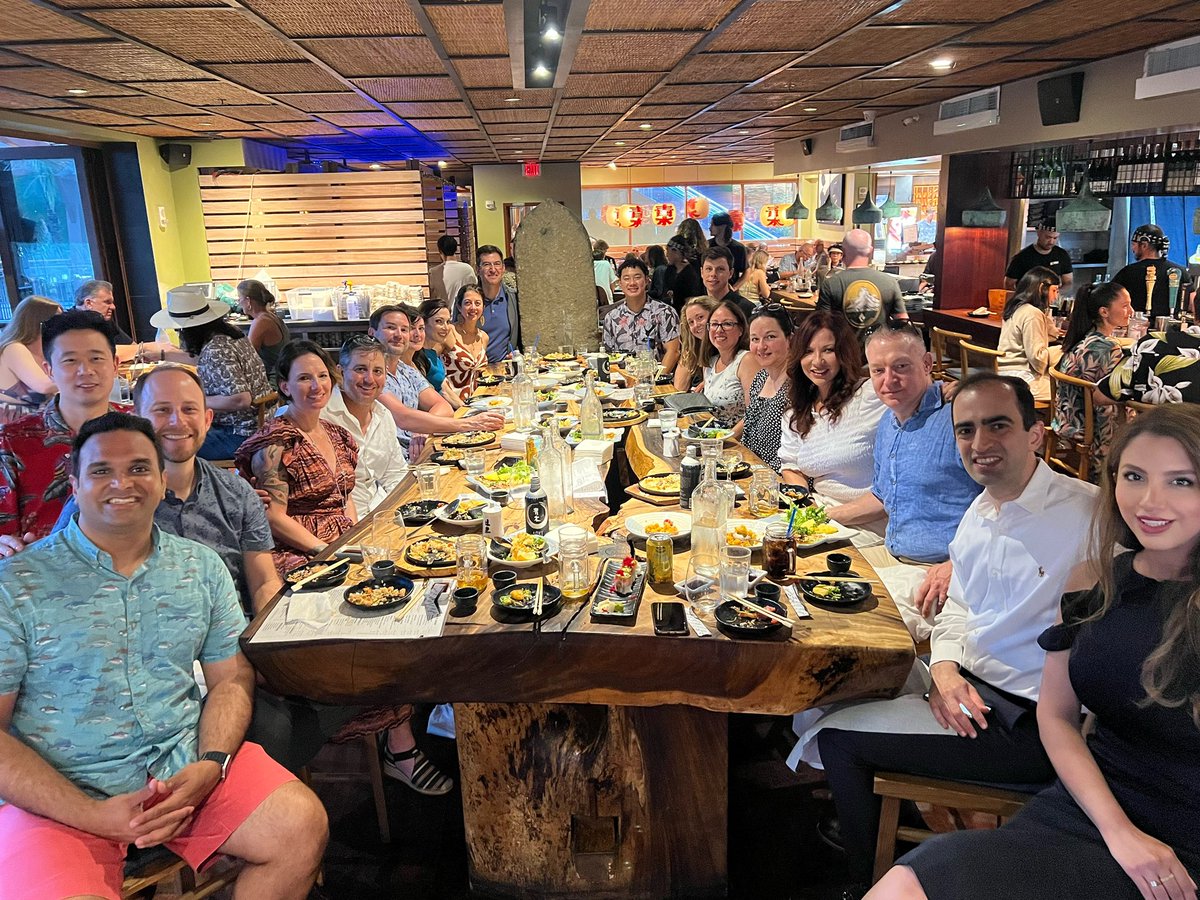 At #UCSDRadiology, we believe in achieving a healthy work-life balance🎖

Our team presents cutting-edge research and clinical insights in the mornings at #ARRS23 and then enjoys the beautiful scenery and vibrant culture of #Honolulu at nights!🌴

<a href="/ARRS_Radiology/">ARRS</a> #Honolulu
