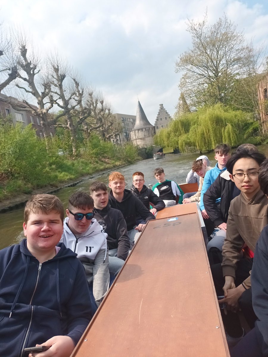 StMels's tweet photo. Fabulous day today walking around the medieval city of Gent in Belgium. TYs also enjoyed a canal cruise, Belgium waffles, shopping and a fabulous dinner. Thanks to our guide Sissi and driver Eric...tmrw we hit Germany! #borderhopping @SaffronTravel1 #tytour https://t.co/W9sjfqiu8A