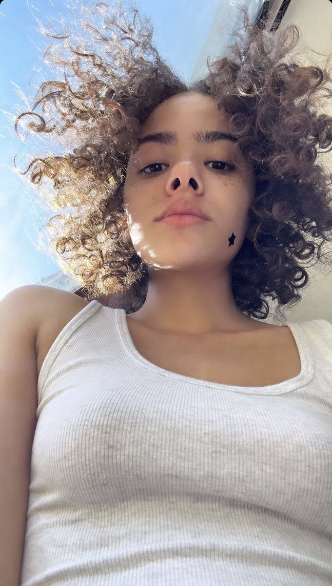 🔥Hot Celebs Page🔥 on Twitter: "Antonia Gentry"