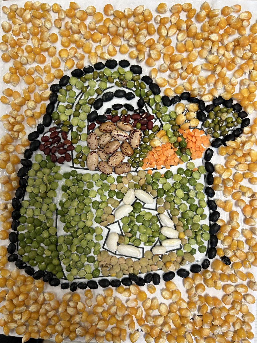 lesliejfoster's tweet photo. What an incredible day in our Gr 3 class thanks to Robin Van der Vleuten, our guest artist! The students created beautiful mosaics, using a variety of beans, seeds, noodles, with an eco-friendly theme, and wow do they look amazing! @CoronationPS #EarthDay2023 https://t.co/yqjNw1dkE9