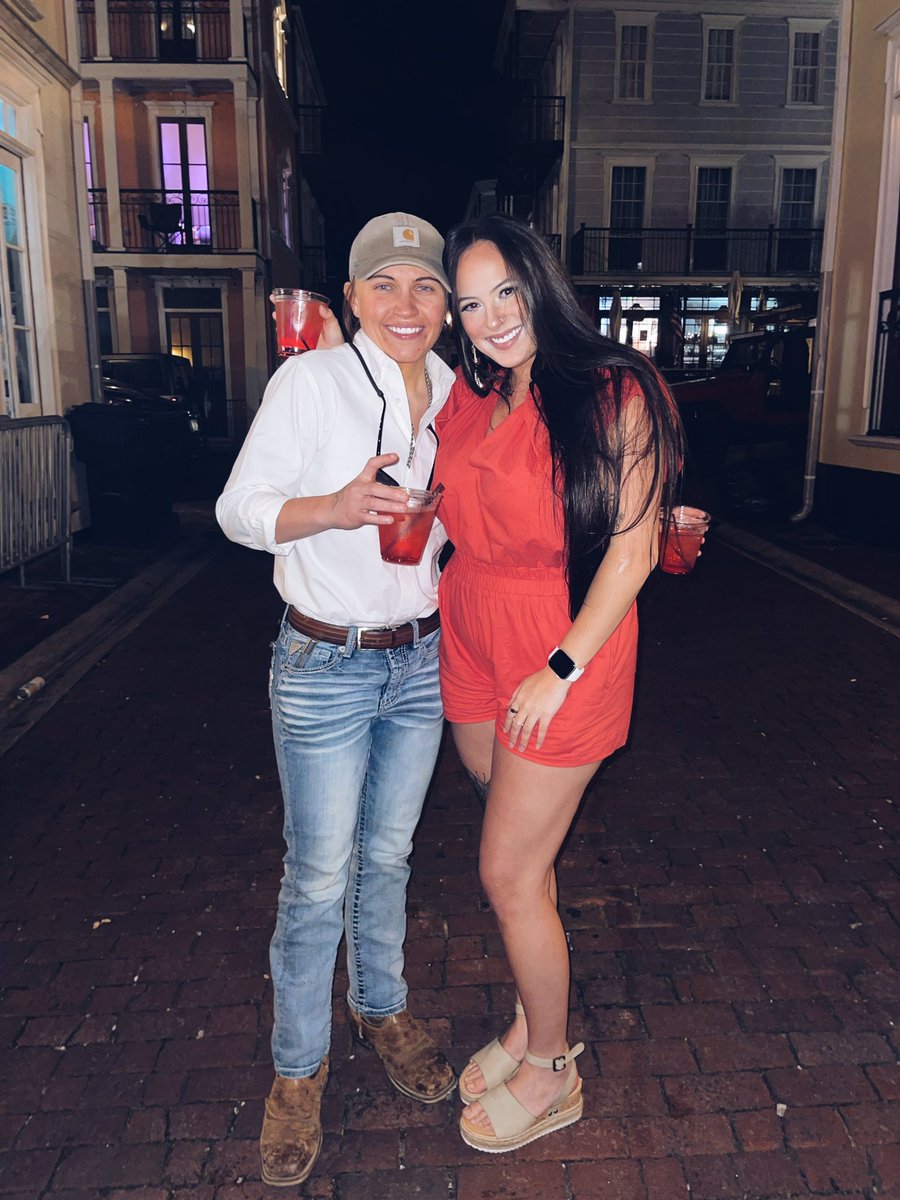 mariahleighhhhh's tweet photo. no words to describe the love I have for this one🤍 https://t.co/TuTmaFN4Cd