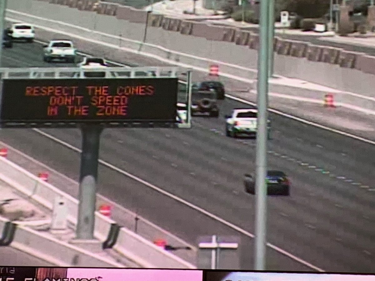 RTCSNV's tweet image. 🚧👷 Every cone stands for a person working behind it! 🚧 👷

Slow down in construction zones.  Double tap if you agree!  ♥️♥️

#NWZAW #SafeWorkZonesForAll