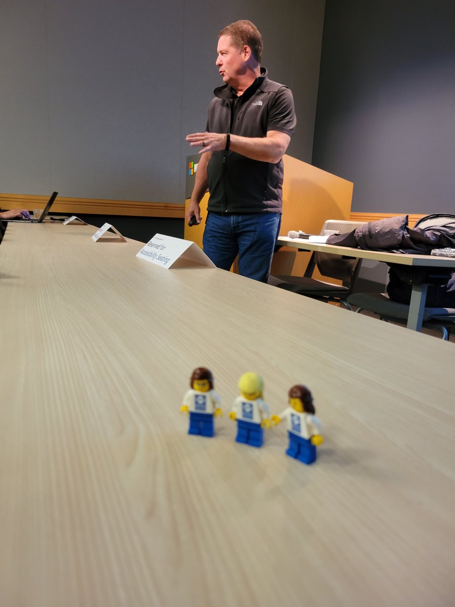 IrishSQL's tweet image. Just mini Lego @sqlespresso @SQLMelody &amp;amp; @irishsql getting ready for  @bobwardms session to start. #SQLServer2022 #mvpbuzz #mvpsummit #sqlshenanigans