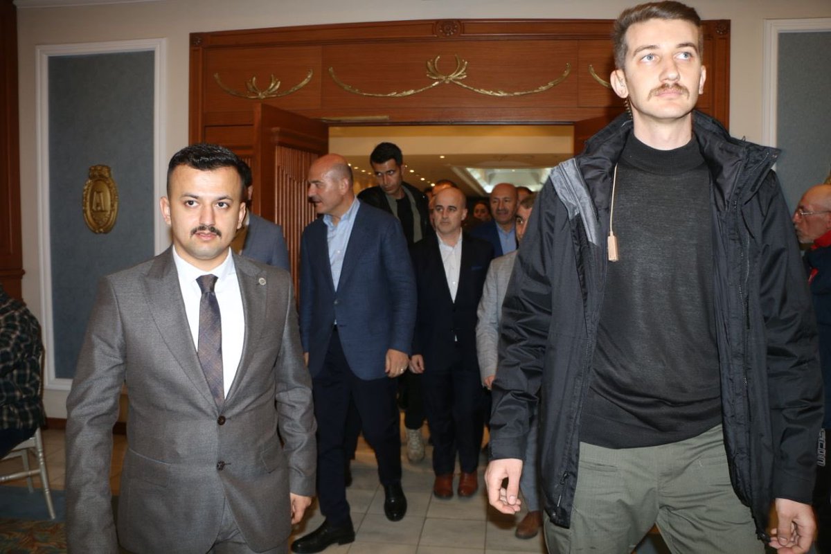 ahmetagca95's tweet photo. Bugün Sn. İçişleri Bakanı Süleyman SOYLU beyefendinin Teşrifleriyle BULTÜRK Derneğin Organize etti İftar programına Suriye Türkmen Camiasına Temsilen Derneğimizin Genel Başkanı Ahmet Ağca’nın  katılım sağlamıştır. 

Türkmenler hakkında bilgi alışverişinde bulundu. Ayrıca Sayın İçişleri Bakanımıza Türkmenlerin Yaşadı genel sıkıntılar hakkında Bilgi verilmiştir.

Beydili Türkmen Derneği Olarak biz Sn. SOYLU Bakanımıza bizlere göstermiş olduğu ilgiden dolayı Teşekkürlerimizi Arz ediyoruz.
@suleymansoylu @DrSavasUnlu