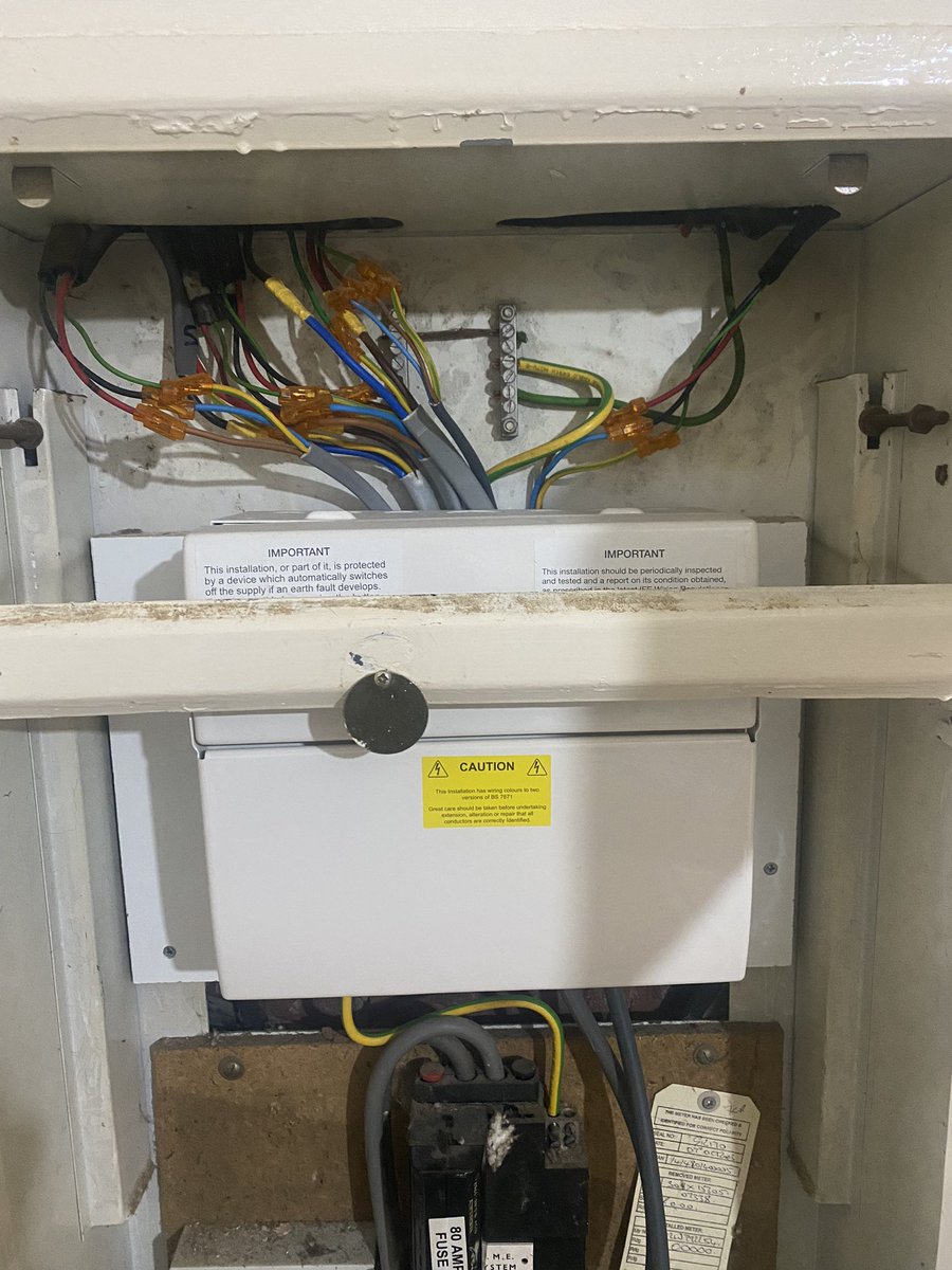 PDCrostonElectrical tweet media