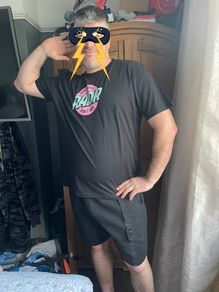 liamjconway1's tweet photo. Heading up #snowdon on the 27-28th May to camp with lads from #pathwayscoventry going to be proudly wearing my #RADR T-shirt, from @BoredClaudePC . Most importantly my dms are always open for anyone struggling or just for a chat, sharing helps I promise. #MentalHealthAwareness https://t.co/oveQEDL0kj