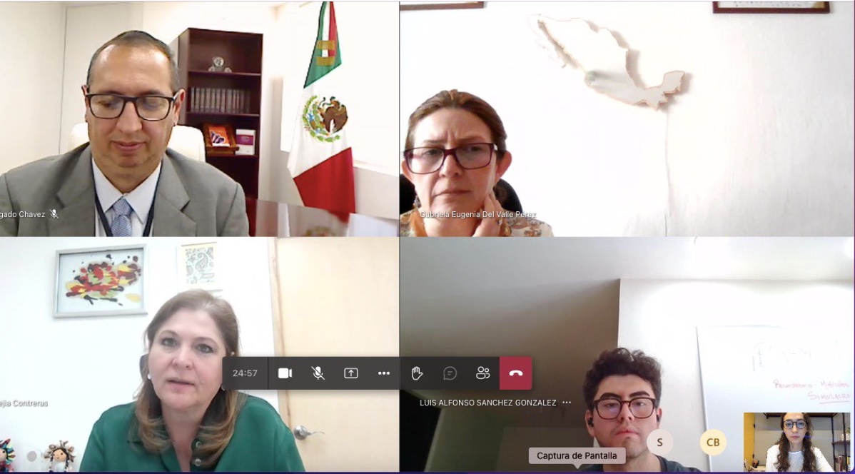 #Audiencia | Hoy, <a href="/MiriamCamaraJ/">Miriam Camara</a>  y <a href="/AlfonsoSG06/">Alfonso Sánchez</a> tuvieron audiencia en la <a href="/TEPJF_GDL/">Sala Regional Guadalajara</a> con las  magistraturas <a href="/GaVillafuerteC/">Gabriela Villafuerte</a>, Teresa Mejía y Omar Delgado para tratar asuntos referentes a publicaciones en una revista.