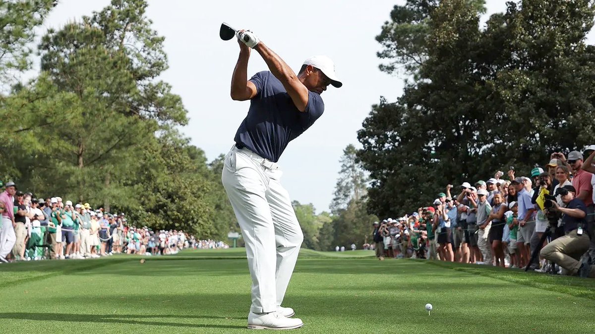 After crushing it with the Masters app, IBM might be considered the greatest sports tech partner of all time.

But its success within sports has been a long time coming...

This is the story of IBM Sports 🧵👇🏻