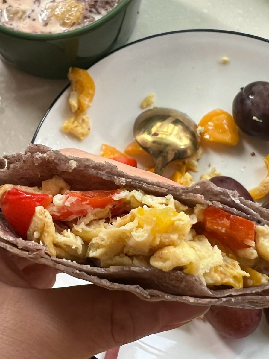 hanhan797's tweet photo. Let me show you my new breakfast https://t.co/ctTJfpH2K2