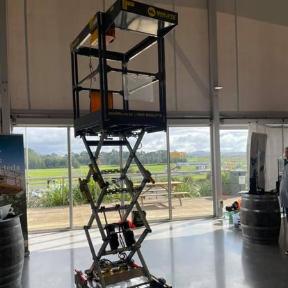 MiniliftsInc's tweet photo. Throw back to the time we worked on the #Minilift at this beautiful #winery . Easy as 🍷👨🔧 (P.S. no wine was drunk) #WorkingAtHeights #WineryLife #Minilifts #WorksafeNZ #elevatedworkplatforms https://t.co/0mckBhn2KO