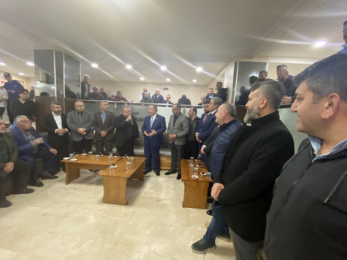 DursunCaglayan_'s tweet photo. 1. bölge milletvekili adayları durmadan, yorulmadan davasının, sevdasının peşinden koşmaya devam ediyor. Türkkeşlik Köyü Kültür ve Yardımlaşma Derneği’nin misafiri olduk. Dernek başkanımıza, yönetimine ve üyelerine teşekkür ederiz. https://t.co/Fyfe0e6FeW