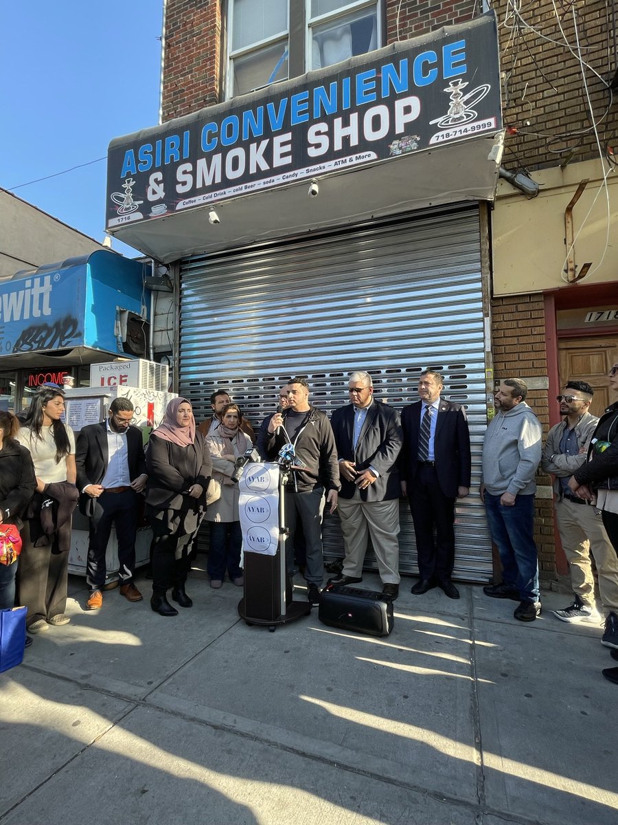 CMAriKagan47's tweet photo. Thank you again @AYAB4Yemeni for bringing together community leaders, elected officials and the NYPD to stand with the family and friends of Jamal Sawaid and hosting this important press conference.  @Somia_Elrowmeim https://t.co/nHLOnFPDfg